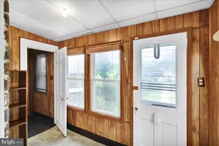 202 Madison Ave, Laureldale, PA 19605 - Photo 16
