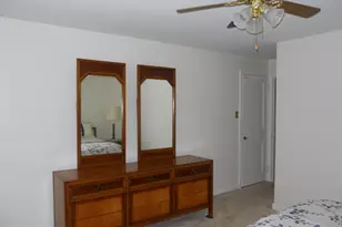 223 Mayer St, Reading, PA 19606 - Photo 18