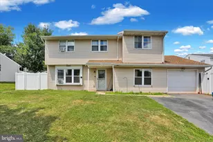 5005 Elderberry Dr, Reading, PA 19606 - Photo 2