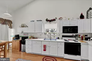 112 Hickory Ln, Reading, PA 19610 - Photo 10