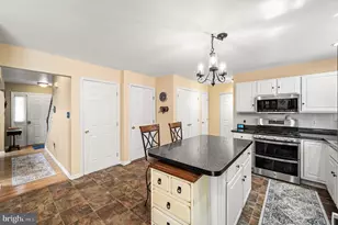 309 Cameron Dr, Douglassville, PA 19518 - Photo 14