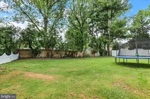 3020 Elm Rd, Reading, PA 19605 - Photo 4
