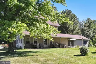 5235 4 Point Rd, Bethel, PA 19507 - Photo 18