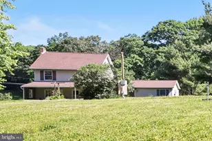 5235 4 Point Rd, Bethel, PA 19507 - Photo 24