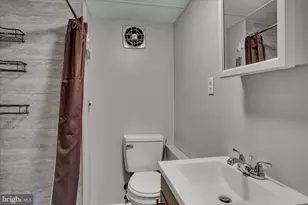 919 Brighton Ave, Reading, PA 19606 - Photo 12