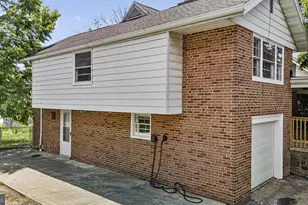 2400 Van Reed Rd, Reading, PA 19609 - Photo 22