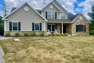 21 Jennifer Dr, Bernville, PA 19506 - Photo 4