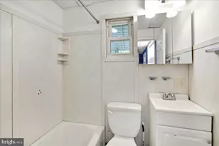 1348 Muhlenberg St, Reading, PA 19602 - Photo 8