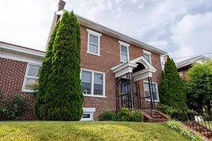 117 N Walnut St, Boyertown, PA 19512 - Photo 2