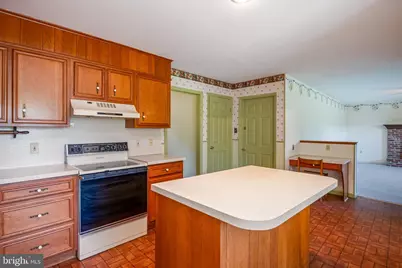 41 Flint Ridge Drive, Shillington, PA 19607 - Photo 2