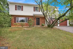 2104 Gring Dr, Wyomissing, PA 19610 - Photo 2