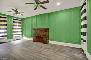 227 N 10th St, Reading, PA 19601 - Photo 6