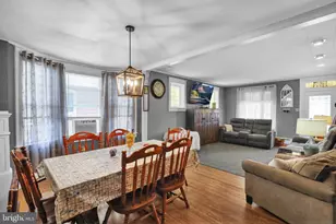 2122 Highland St, West Lawn, PA 19609 - Photo 8