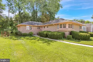 1815 N 16th St, Reading, PA 19604 - Photo 2