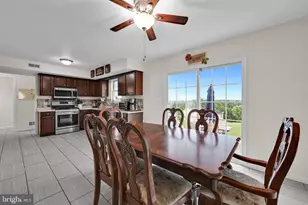 387 Oneida Dr, Reading, PA 19608 - Photo 12