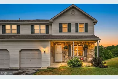 387 Oneida Drive, Reading, PA 19608 - Photo 2