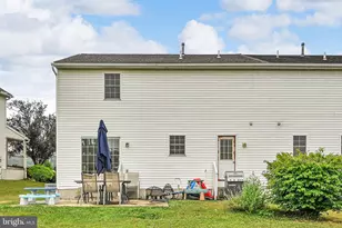 387 Oneida Dr, Reading, PA 19608 - Photo 4