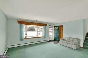 307 W Somerset St, Fleetwood, PA 19522 - Photo 2