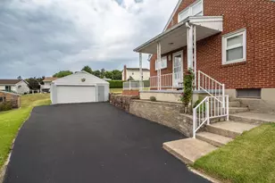 310 Sycamore St, Mohnton, PA 19540 - Photo 4