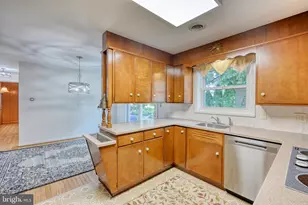 10 E Lincoln Ave, Robesonia, PA 19551 - Photo 10