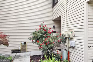 45 Holly Dr, Reading, PA 19606 - Photo 2