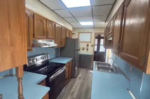 919 Pike St, Reading, PA 19604 - Photo 8