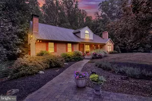 4 Quail Ridge Dr, Reading, PA 19607 - Photo 1