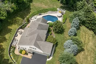 16 Winding Brook, Reading, PA 19608 - Photo 2