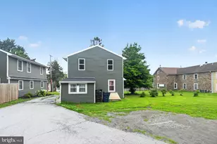 1104 Old Swede Rd, Douglassville, PA 19518 - Photo 18