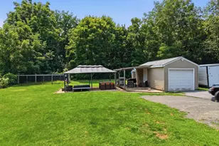 1104 Old Swede Rd, Douglassville, PA 19518 - Photo 20