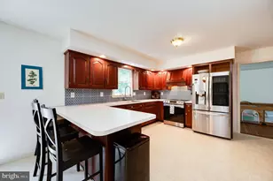 402 Russell Ave, Douglassville, PA 19518 - Photo 10