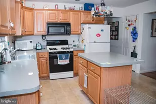 411 Wingspread Ct, Reading, PA 19606 - Photo 18
