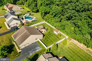 105 Woods Edge Dr, Douglassville, PA 19518 - Photo 58