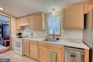 55 Blarney Cir, Mohrsville, PA 19541 - Photo 6