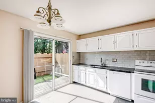 73 Wedge Ln, Reading, PA 19607 - Photo 6