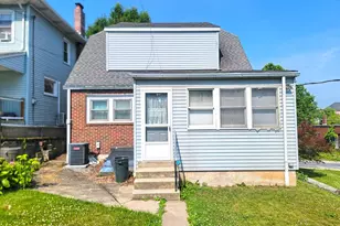 121 S Water St, Birdsboro, PA 19508 - Photo 2