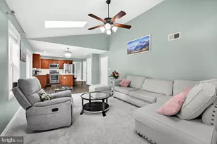 1018 Shilo St, Reading, PA 19605 - Photo 16