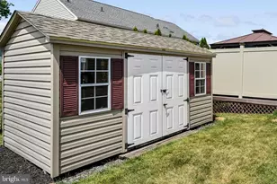 1018 Shilo St, Reading, PA 19605 - Photo 34