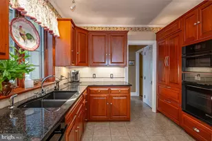 109 E 36th St, Reading, PA 19606 - Photo 12