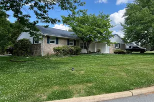 16 Wendy Rd, Reading, PA 19601 - Photo 1
