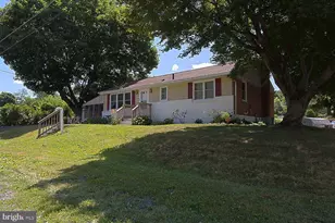1336 Rising Sun Ave, Temple, PA 19560 - Photo 2