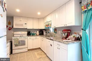1336 Rising Sun Ave, Temple, PA 19560 - Photo 8