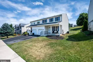 391 Sioux Ct, Reading, PA 19608 - Photo 6