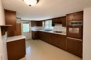 1309 W Philadelphia Ave, Boyertown, PA 19512 - Photo 4
