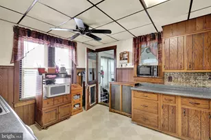 307 N Brobst St, Shillington, PA 19607 - Photo 10