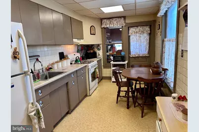 560 S 16th Street, Reading, PA 19606 - Photo 12