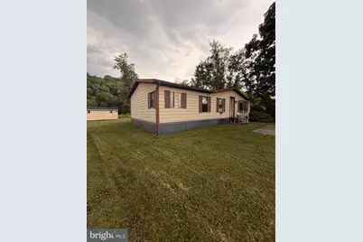 77 Blarney Circle, Mohrsville, PA 19541 - Photo 2