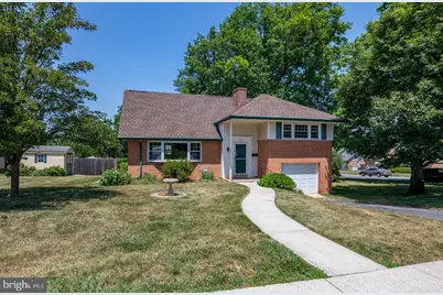2401 Bell Drive, Reading, PA 19609 - Photo 2