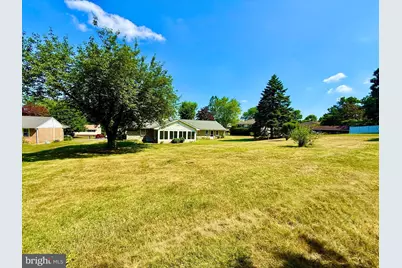 744 Georgia Avenue, Reading, PA 19605 - Photo 2