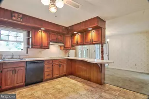 744 Georgia Ave, Reading, PA 19605 - Photo 8